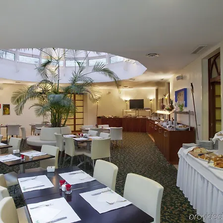 Hotell Garibaldi Station By Ihg 4*