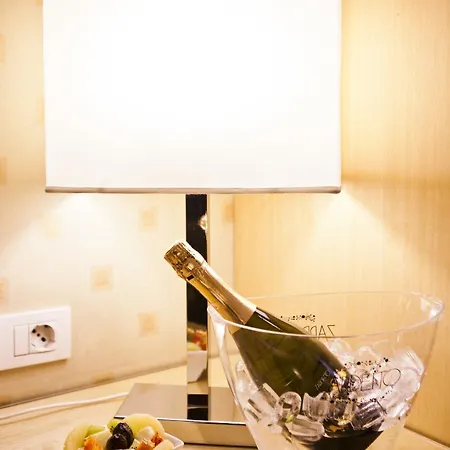 Hotell Garibaldi Station By Ihg