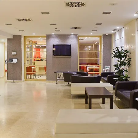 هوليداي إن غاريبالدي ستيشن فندق