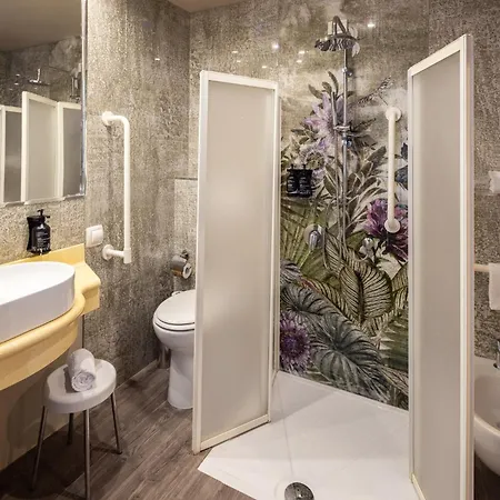 Garibaldi Station By Ihg Hotel 4*