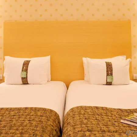 هوليداي إن غاريبالدي ستيشن فندق