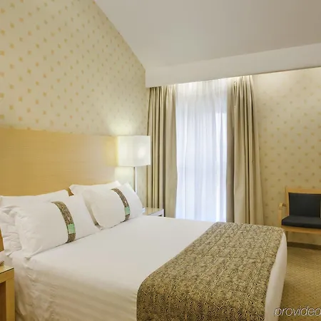 Garibaldi Station By Ihg