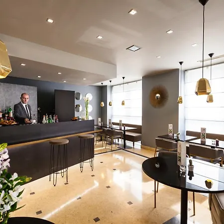 Garibaldi Station By Ihg Otel