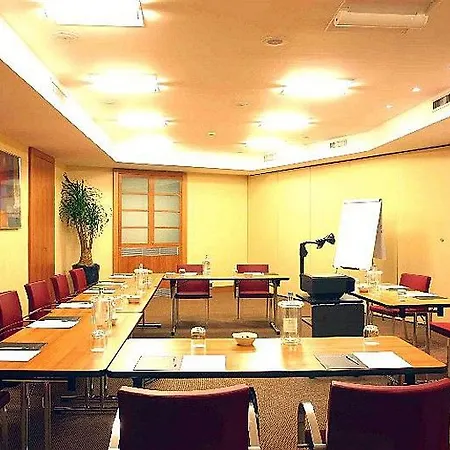 Otel Garibaldi Station By Ihg 4*